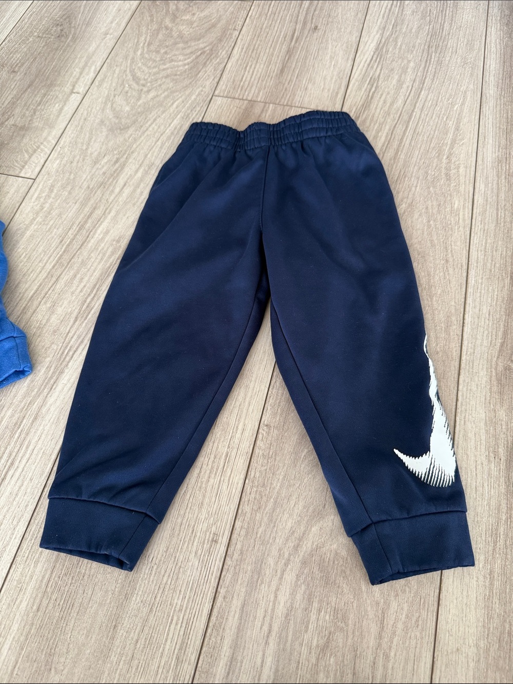 Nike Boys Blue Zip Hoodie with Navy Joggers Set Therma-Fit 4T - Picture 3 of 10